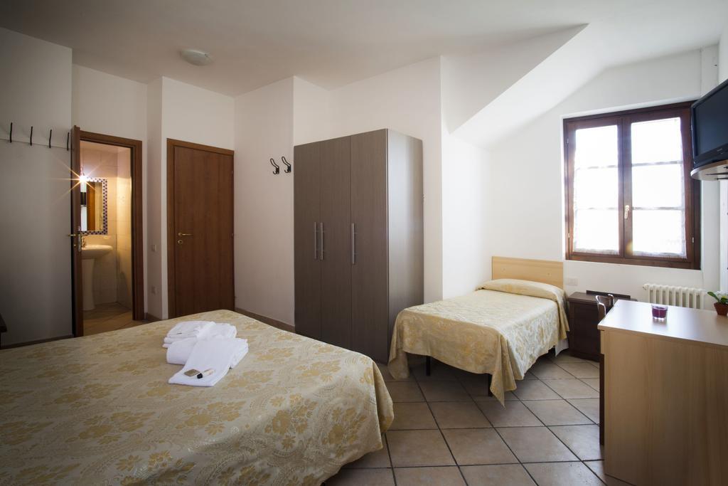 Soggiorno La Primula Siena Exteriör bild